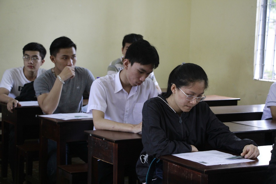 Đắk Lắk: Sau phúc khảo, 5 thí sinh được công nhận đỗ tốt nghiệp - 1 Thí sinh tham dự kỳ thi THPT quốc gia năm 2018 tại Đắk Lắk
