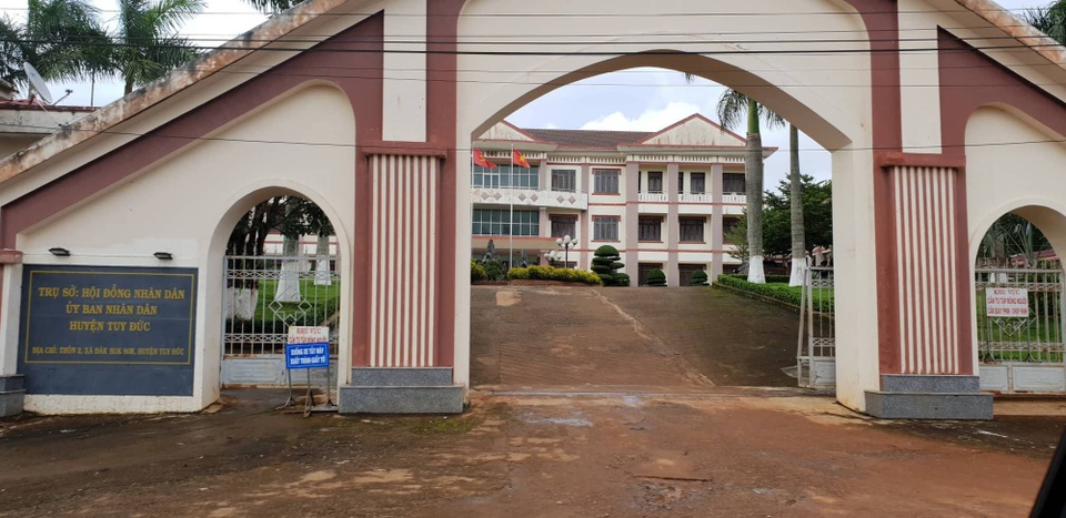 Cán bộ và người nhà “bỗng dưng” được cấp sổ đỏ trên đất quốc phòng - 1 Huyện Tuy Đức, nơi có nhiều cán bộ, người thân cán bộ bồng dưng được cấp đất