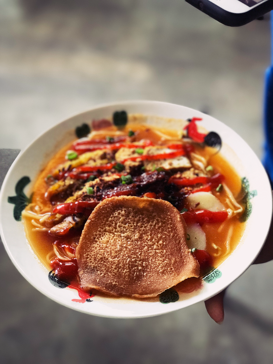 
Các món ăn của Penang màu sắc bắt mắt, chế biến chủ yếu từ thịt gà, hải sản, thịt cừu... hương vị đậm đà, khó quên
