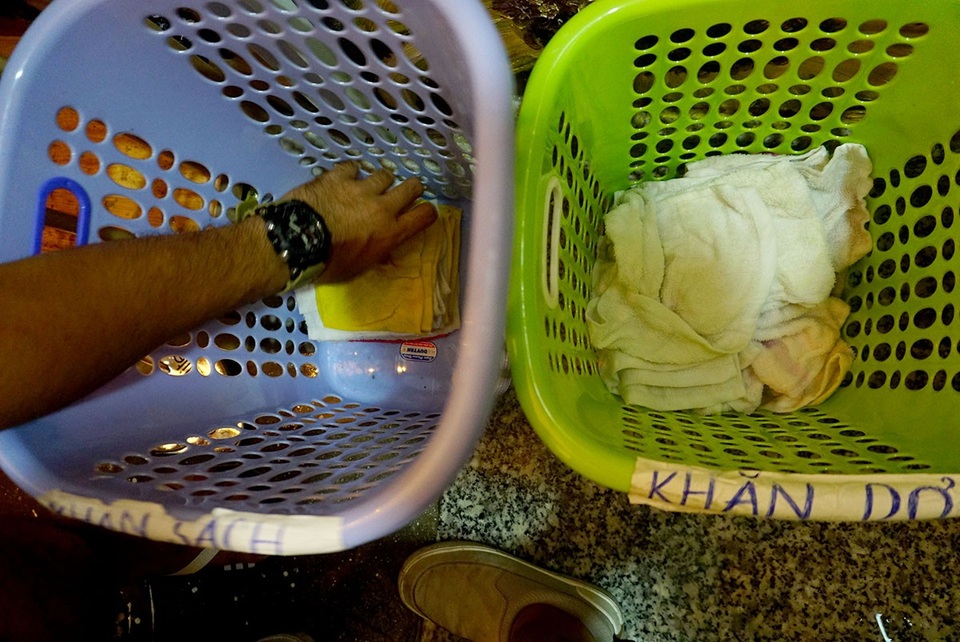 Khi ra về, khách sẽ dùng khăn quán để sẵn lau chân.