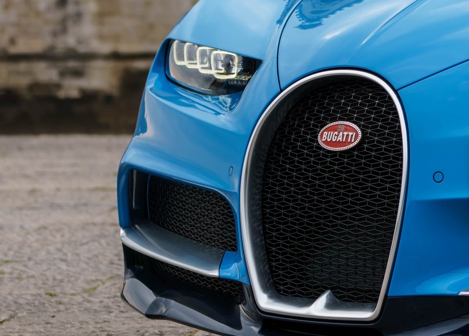 Xôn xao thông tin Bugatti ra siêu xe gần 6 triệu USD - 1