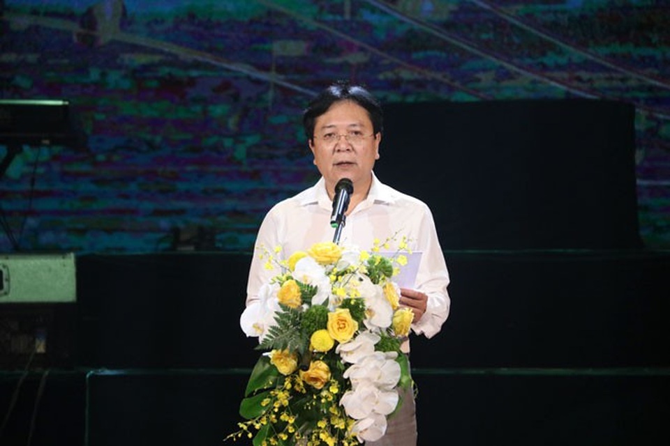 Bế mạc Liên hoan Ca Múa Nhạc toàn quốc 2018 - 1 NSND Vương Duy Biên - Thứ trưởng Bộ Văn hóa, Thể thao và Du lịch, Trưởng Ban Chỉ đạo Liên hoan phát biểu bế mạc.