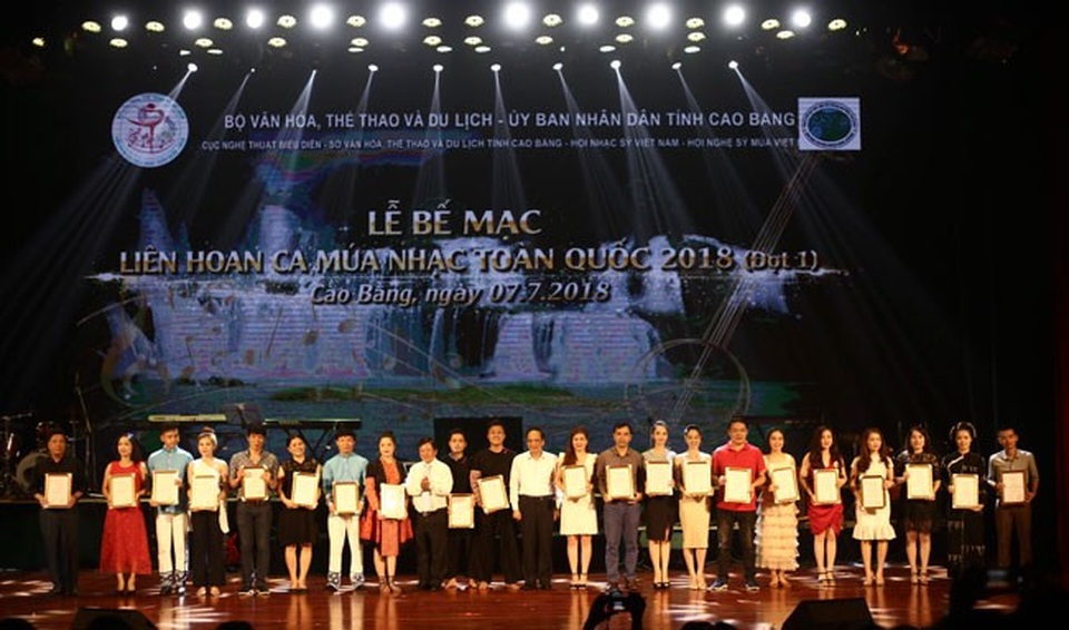 Bế mạc Liên hoan Ca Múa Nhạc toàn quốc 2018 - 10 Bế mạc Liên hoan Ca Múa Nhạc toàn quốc 2018 - 10