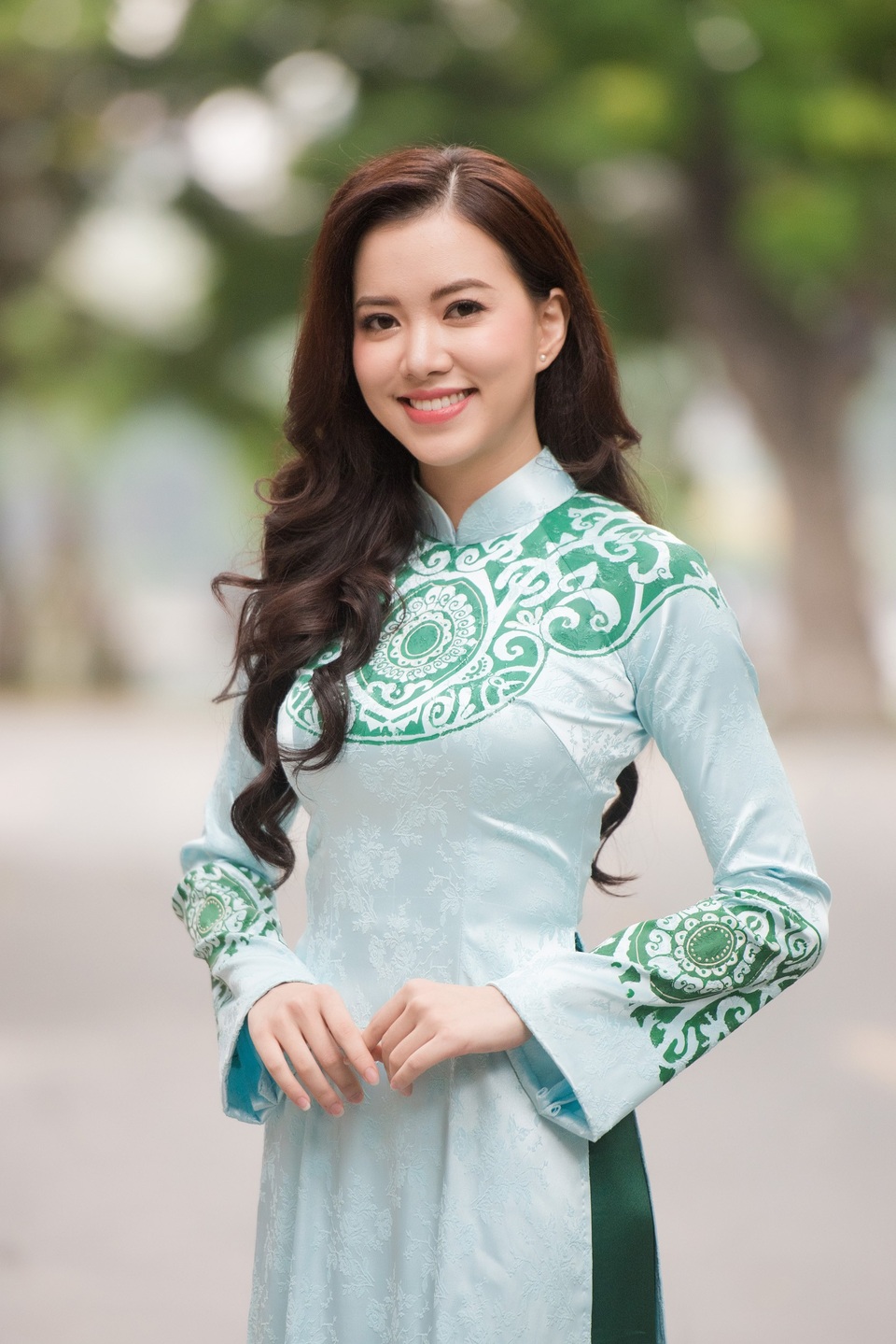 Hoa hậu Việt Nam lần đầu tiên có thí sinh sắp trở thành Tiến sĩ ứng tuyển - 11 Hà Thanh Vân.