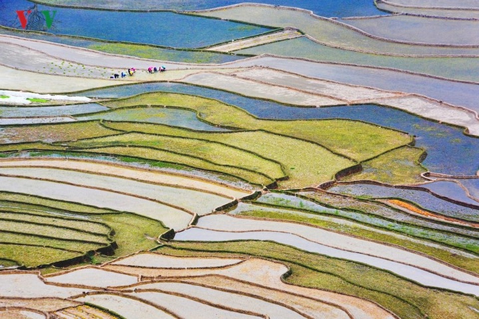 Những “ô màu” Tây Bắc không thể bỏ qua mùa nước đổ - 11
La Pán Tẩn, Chế Cu Nha, Dế Xu Phình là những địa danh đã quá quen thuộc cần phải đến. 