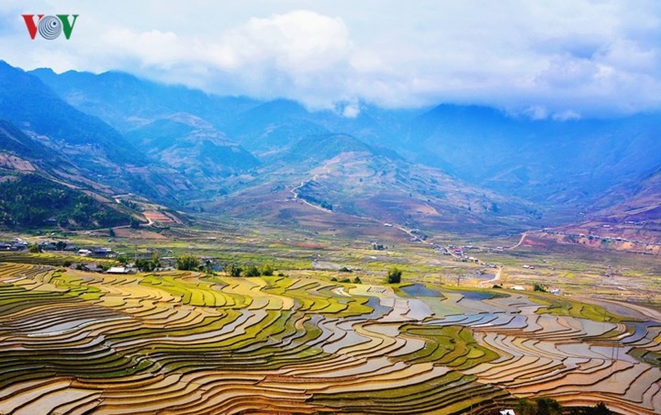 Những “ô màu” Tây Bắc không thể bỏ qua mùa nước đổ - 10 Những “ô màu” Tây Bắc không thể bỏ qua mùa nước đổ - 10