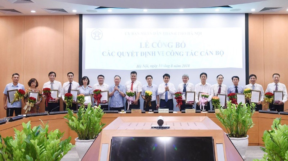Hà Nội bổ nhiệm, bổ nhiệm lại 15 lãnh đạo sở ngành - 1 Lãnh đạo chủ chốt ở các sở ngành của TP Hà Nội được bổ nhiệm, bổ nhiệm lại và kéo dài thời gian công tác (Ảnh: HNM)