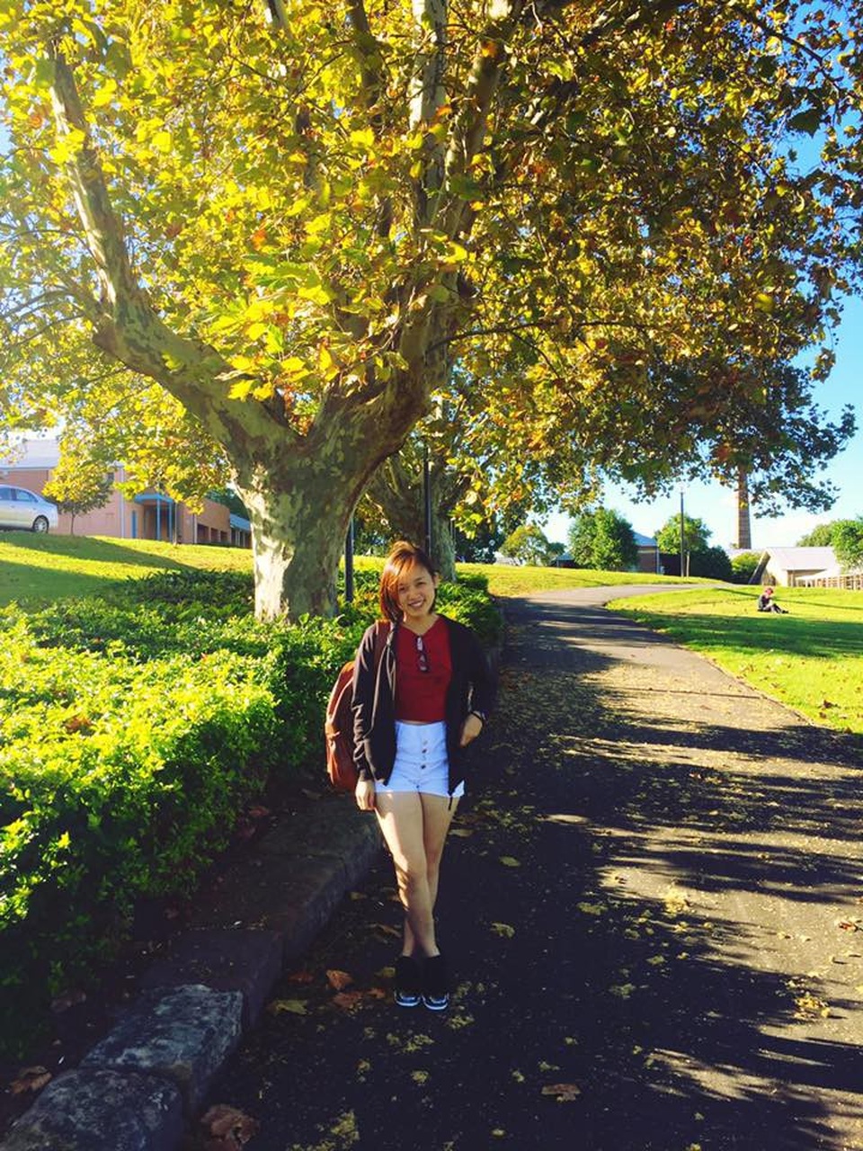 Không có nhiều tiền, du học được không? - 2
Con đường đến trường đẹp như trong phim