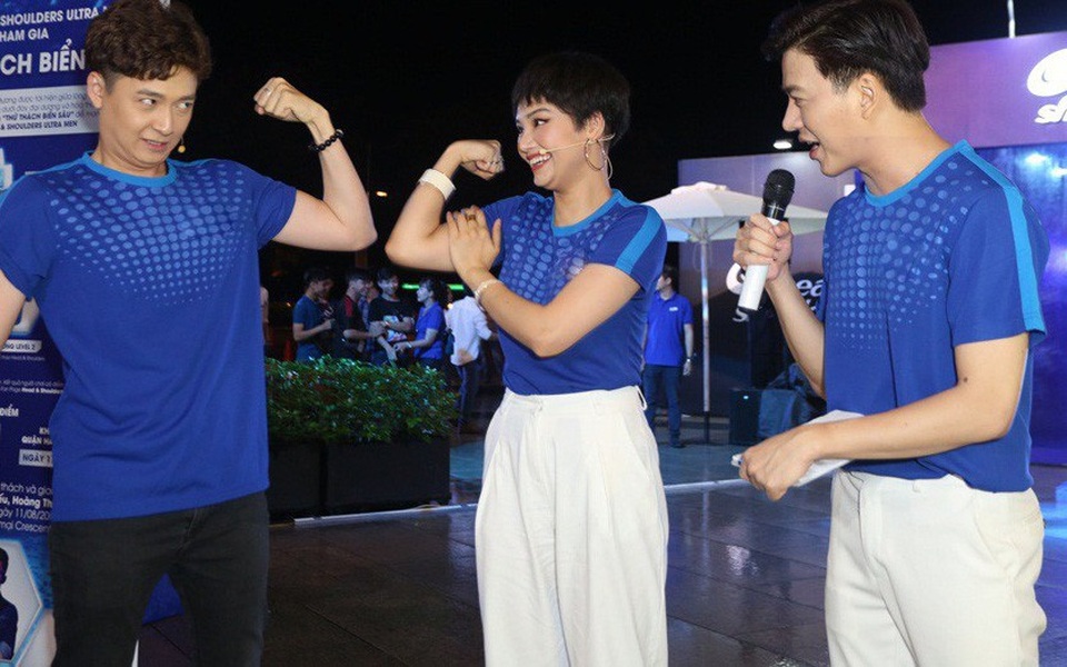 Ngô Kiến Huy, Miu Lê, Hoàng Thùy Linh và Hồ Quang Hiếu 'quậy' tưng bừng tại sự kiện - 1 Ngô Kiến Huy, Miu Lê, Hoàng Thùy Linh và Hồ Quang Hiếu 'quậy' tưng bừng tại sự kiện - 1