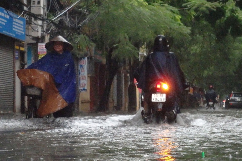 Đường Lê Đại Hành cứ mưa là lụt