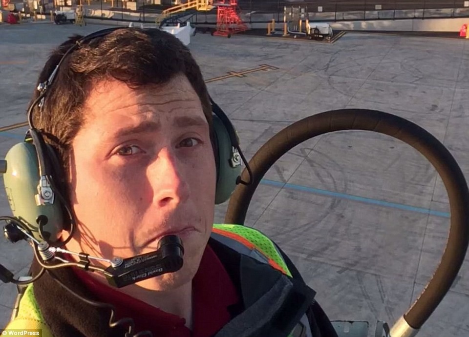 Lộ diện nghi phạm vụ cướp máy bay ở sân bay Mỹ để tự sát - 1 Nghi phạm Richard Russell (Ảnh: Wordpress)