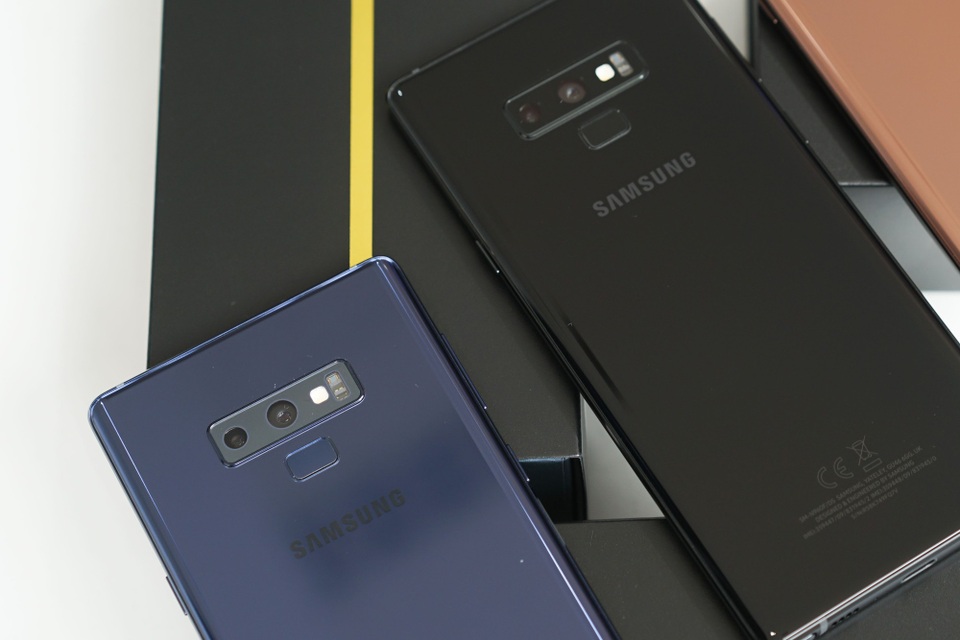 Bài 1: Galaxy Note9 "đọ" thiết kế cùng Oppo Find X - 4 Bài 1: Galaxy Note9 "đọ" thiết kế cùng Oppo Find X - 4