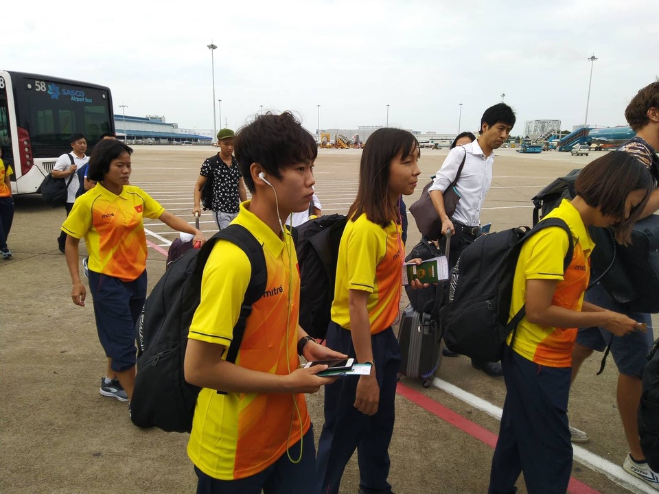 Đội tuyển nữ Việt Nam lên đường dự Asiad 2018 - 3
Thầy trò HLV Mai Đức Chung đã sẵn sàng cho Asiad 2018
