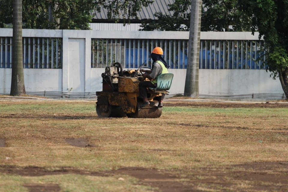 Olympic Việt Nam tập trên mặt sân như ruộng cày tại Indonesia - 4 Olympic Việt Nam tập trên mặt sân như ruộng cày tại Indonesia - 4