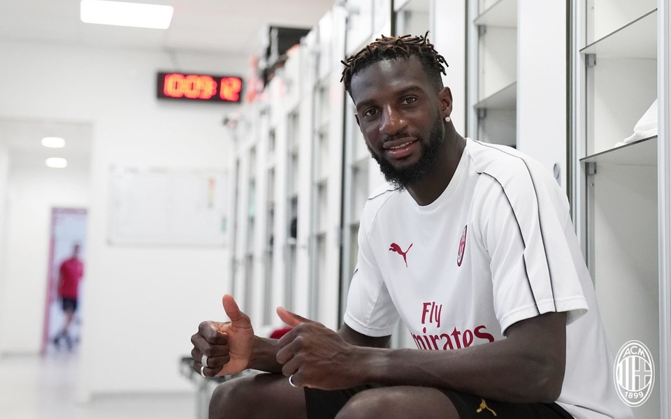 Nhật ký chuyển nhượng ngày 14/8: “Bom xịt” chính thức rời Chelsea - 1
Bakayoko chính thức chuyển tới AC Milan