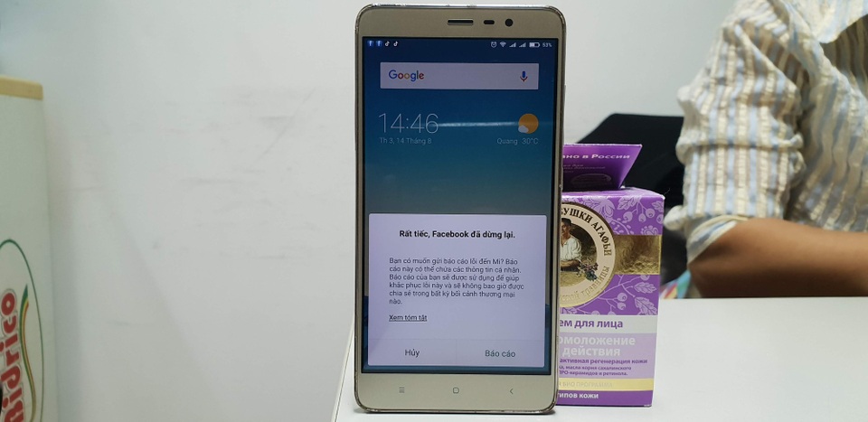 Nhiều người dùng Android ở Việt Nam liên tục bị lỗi Facebook - 1 Nhiều tài khoản bị rớt liên tục trên điện thoại Android