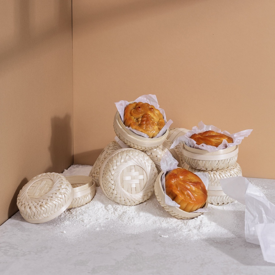 Độc lạ, sang chảnh với bánh trung thu cá vàng vỏ mây tre đan - 5