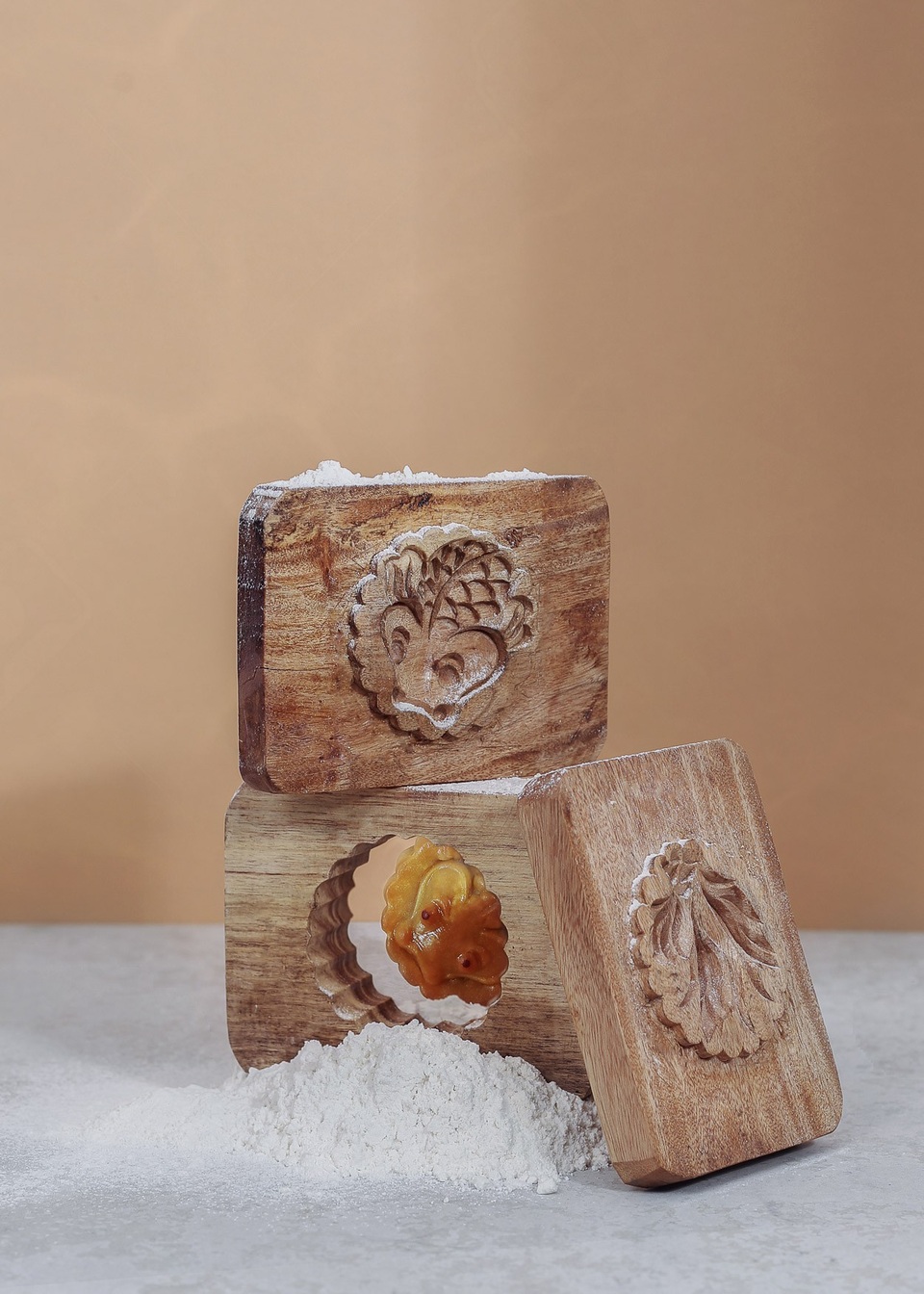 Độc lạ, sang chảnh với bánh trung thu cá vàng vỏ mây tre đan - 3