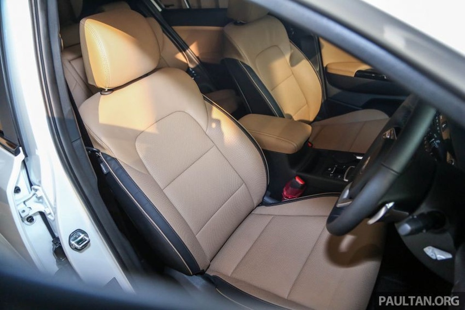 Cận cảnh Kia Sportage phiên bản nâng cấp - 9 Cận cảnh Kia Sportage phiên bản nâng cấp - 9