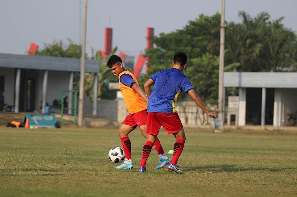 Olympic Việt Nam hào hứng "luyện công", sẵn sàng đấu Nepal - 9 Olympic Việt Nam hào hứng "luyện công", sẵn sàng đấu Nepal - 9