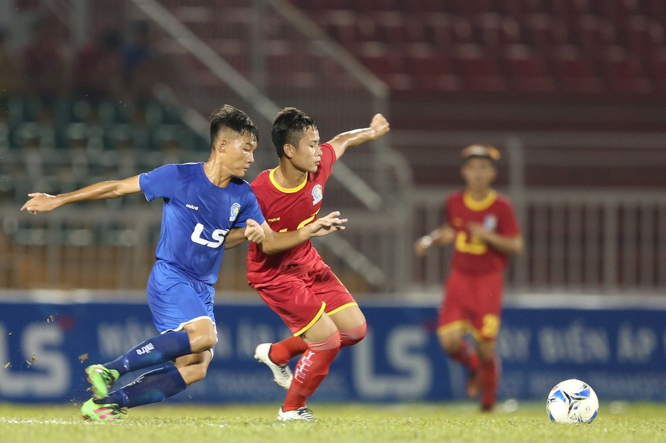 Khánh Hòa và Viettel sớm vào bán kết giải bóng đá U15 quốc gia 2018 - 1 Viettel sớm giành vé vào bán kết