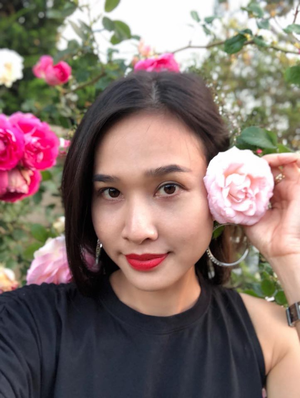 Cô ngày càng đẹp hơn qua thời gian.