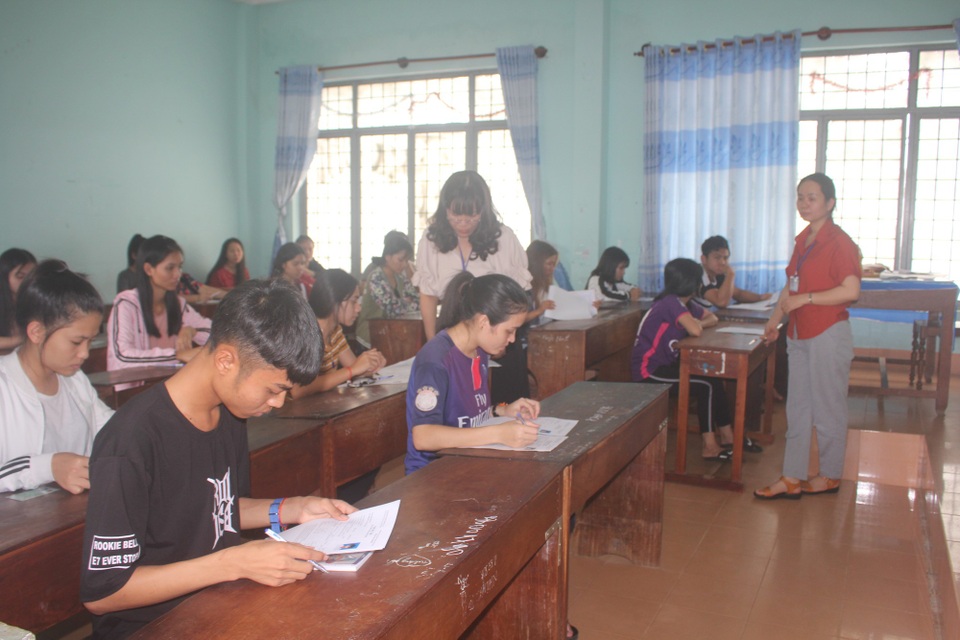 Tuyển sinh khó, nhiều trường cao đẳng, trung cấp dôi dư giảng viên - 1
Tuyển sinh khó nên nhiều trường cao đẳng, trung cấp dôi dư hàng trăm giảng viên (ảnh minh họa)