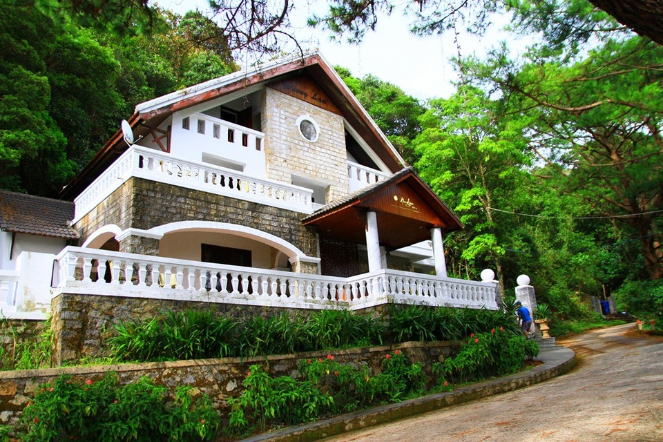 Khám phá Bạch Mã: Khu nghỉ dưỡng siêu đẹp bị lãng quên - 22 Biệt thự Phong Lan