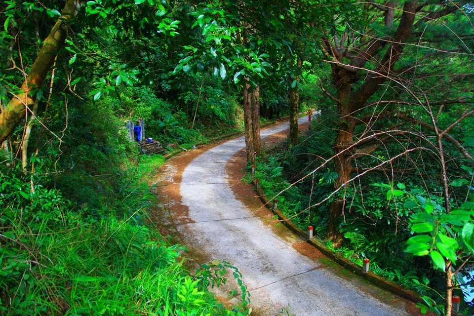 Khám phá Bạch Mã: Khu nghỉ dưỡng siêu đẹp bị lãng quên - 24 Những đường mòn quanh co