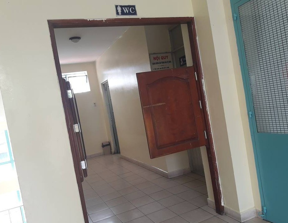 TPHCM: Rà soát gấp nhà vệ sinh trường học - 1 TPHCM rà soát tất cả nhà vệ sinh trường học, đảm bảo 100% nhà vệ sinh trường học đạt chuẩn