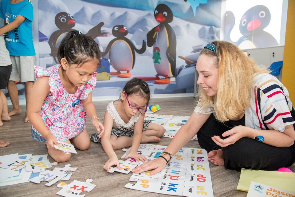 Thương hiệu tiếng Anh nổi tiếng thế giới Pingu’s English đã có mặt tại Việt Nam - 2
Giáo viên bản ngữ với phương pháp giảng dạy độc quyền.