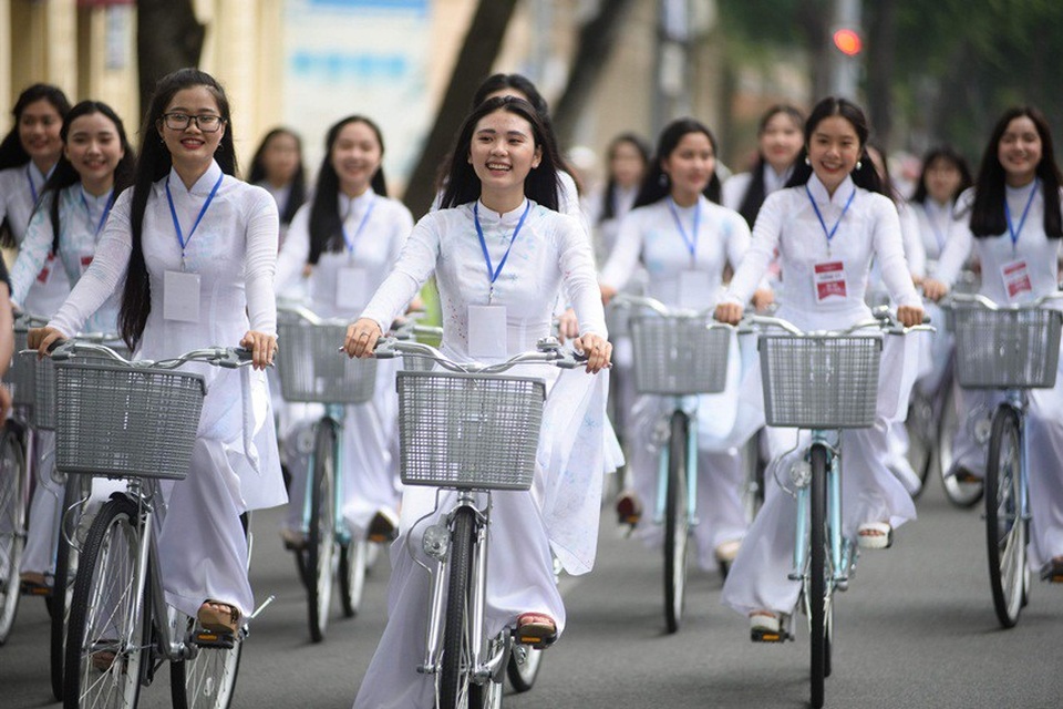 Nghỉ học thứ 7: Người vui, kẻ khóc, học trò có thiệt? - 2 Nếu sắp xếp được thời gian học chính khóa trong 5 ngày, việc nghỉ học thứ 7 sẽ giúp học sinh có thêm thời gian tham gia các hoạt động ngoại khóa
