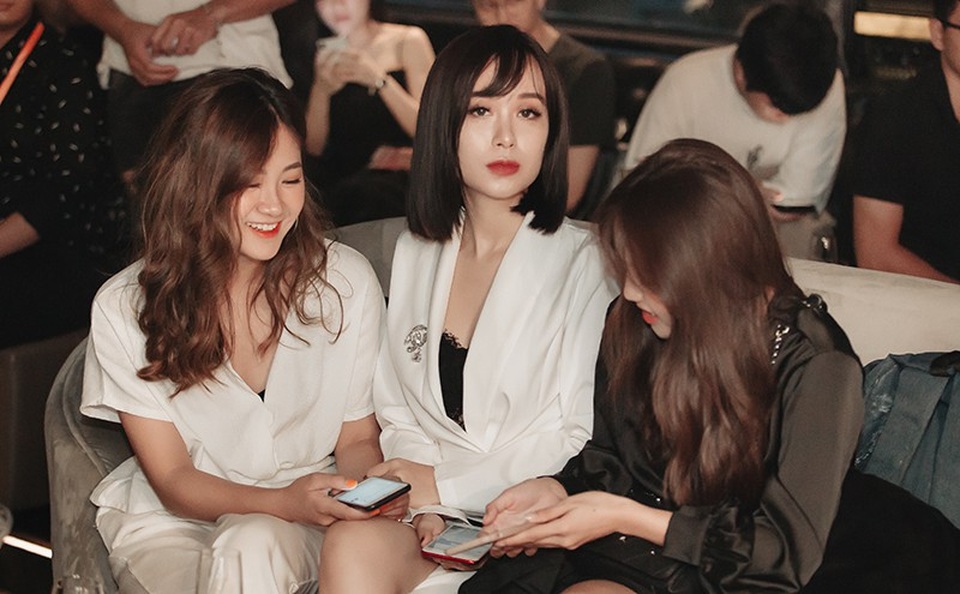 DJ top 100 thế giới sắp tới Việt Nam chơi nhạc trong lễ hội Trung thu - 3 Các cô gái xinh đẹp