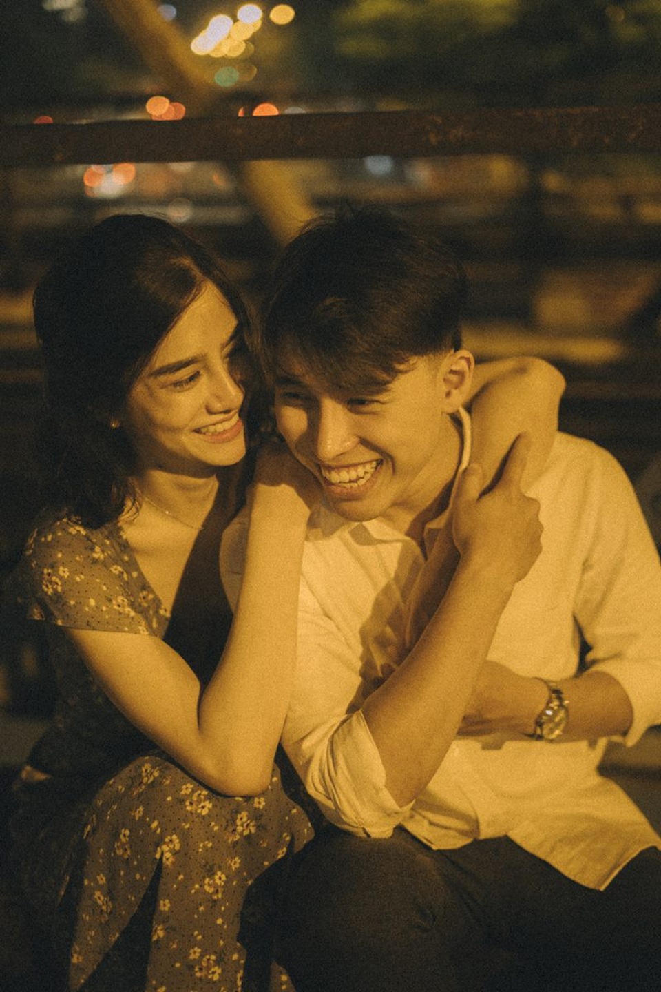 Chuyện tình “Thanh xuân không tiếc nuối” của cặp trai xinh gái đẹp - 2 Chuyện tình “Thanh xuân không tiếc nuối” của cặp trai xinh gái đẹp - 2