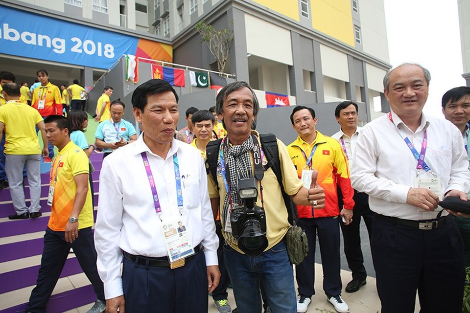 Bộ trưởng Nguyễn Ngọc Thiện thăm đoàn Việt Nam trước giờ khai mạc Asiad 2018 - 2 Bộ trưởng Nguyễn Ngọc Thiện thăm đoàn Việt Nam trước giờ khai mạc Asiad 2018 - 2