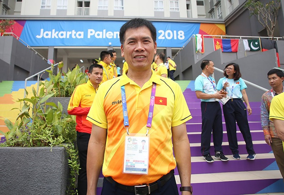 Bộ trưởng Nguyễn Ngọc Thiện thăm đoàn Việt Nam trước giờ khai mạc Asiad 2018 - 1 Bộ trưởng Nguyễn Ngọc Thiện thăm đoàn Việt Nam trước giờ khai mạc Asiad 2018 - 1