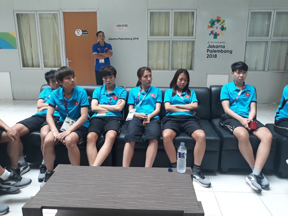 
Đội tuyển nữ Việt Nam bất ngờ bị đẩy ra khỏi khách sạn
