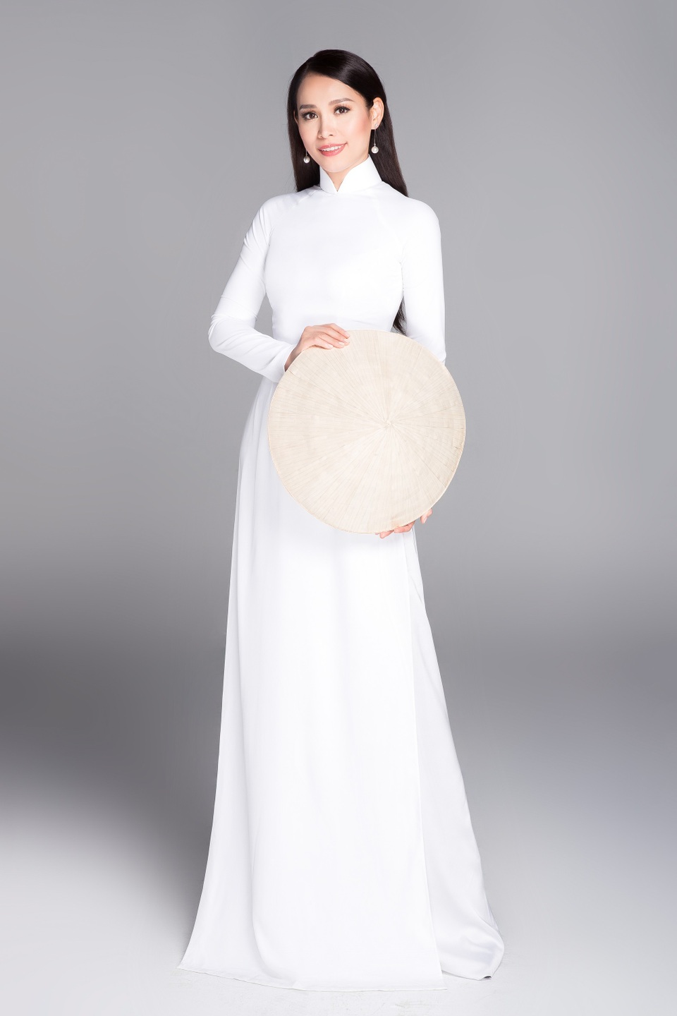 Ba Hoa hậu sẽ hát trên sân khấu “30 năm Hoa hậu Việt Nam” là ai? - 8 Ba Hoa hậu sẽ hát trên sân khấu “30 năm Hoa hậu Việt Nam” là ai? - 8