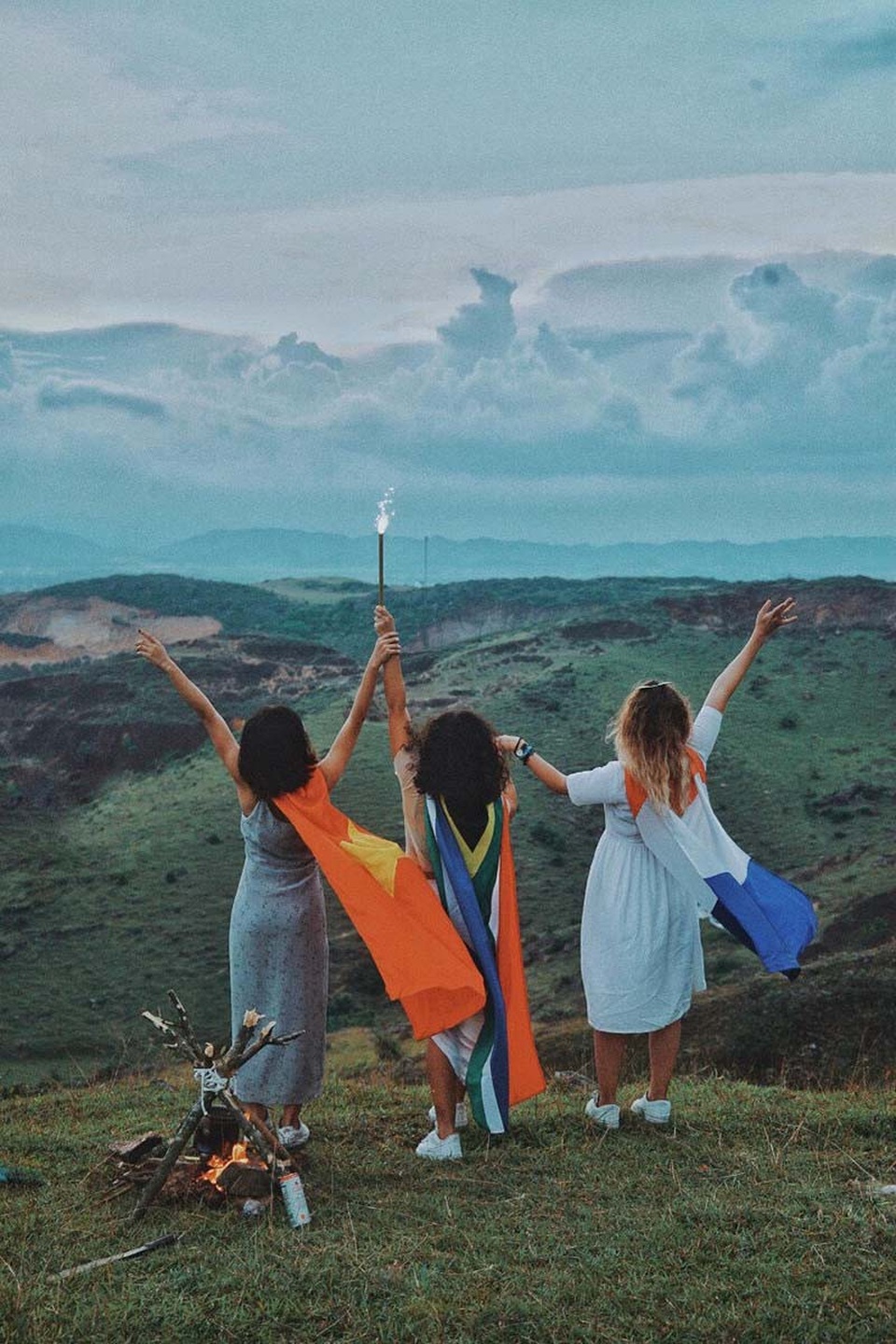 “Chúng ta không cùng màu da, tiếng nói nhưng chung tình bạn chân thành” - 11 “Chúng ta không cùng màu da, tiếng nói nhưng chung tình bạn chân thành” - 11