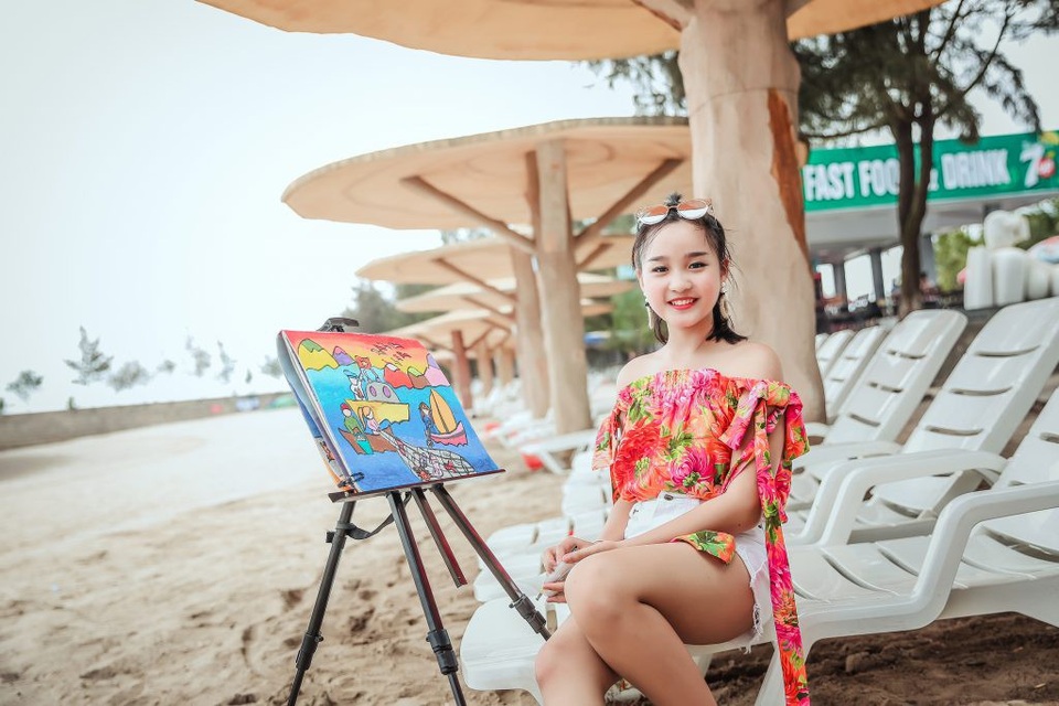 NTK Tạ Linh Nhân cho ra đời BTS từ ý tưởng hội họa của á hậu nhí Khánh Linh - 3 NTK Tạ Linh Nhân cho ra đời BTS từ ý tưởng hội họa của á hậu nhí Khánh Linh - 3