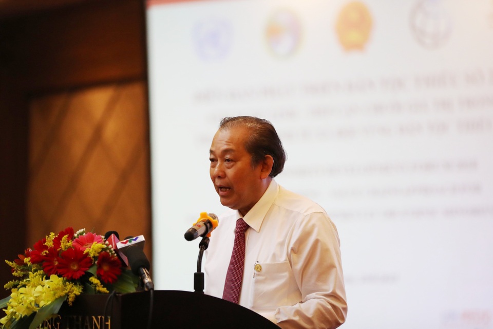 Phát triển sâm Ngọc Linh thành cây xóa đói giảm nghèo cho đồng bào dân tộc thiểu số - 1 Phó Thủ tướng Trương Hòa Bình phát biểu tại diễn đàn