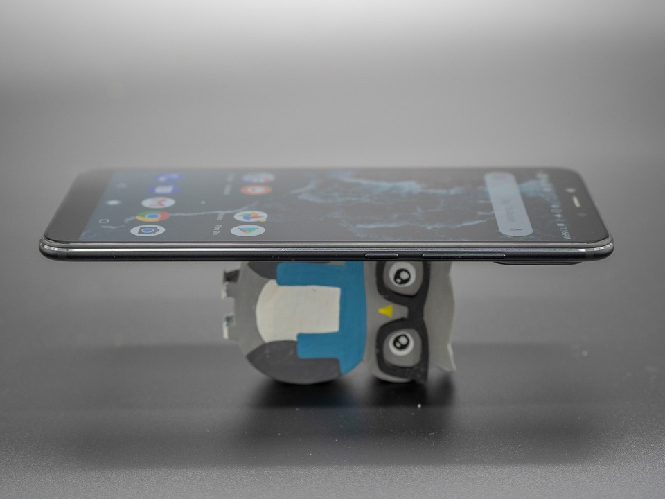 Đánh giá Xiaomi Mi A2: quái vật hiệu năng và camera trong phân khúc tầm trung - 3 Đánh giá Xiaomi Mi A2: quái vật hiệu năng và camera trong phân khúc tầm trung - 3