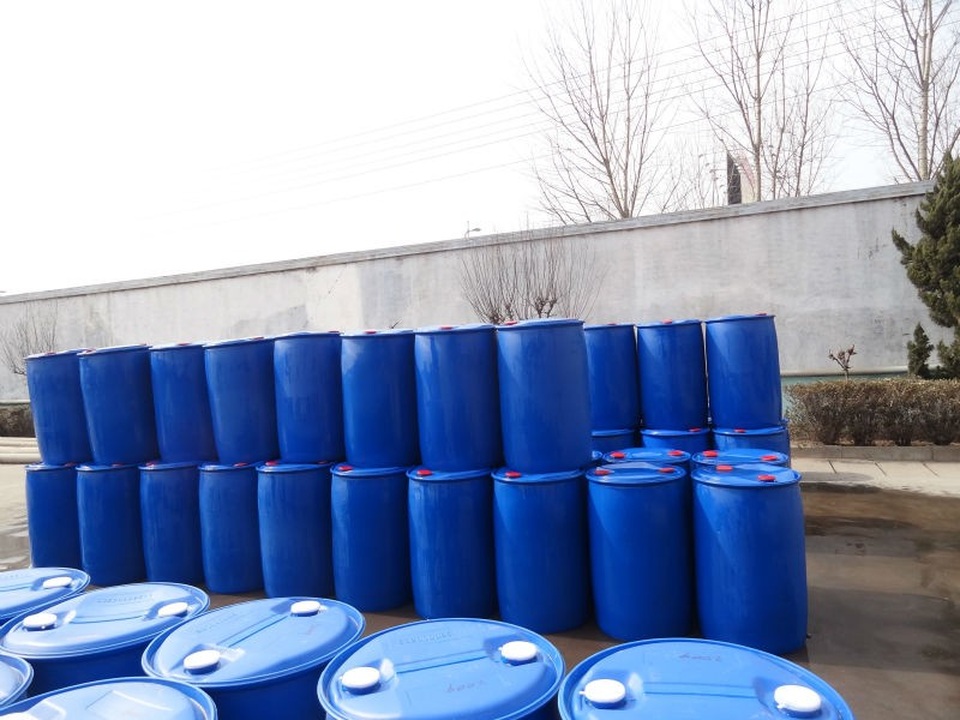 Hiệp hội Mía đường: Đường lỏng nhập khẩu từ Trung Quốc, Hàn Quốc có thể làm hỏng gan! - 1 Những thùng đường lỏng chiết xuất từ tinh bột ngô có xuất xứ từ Trung Quốc.