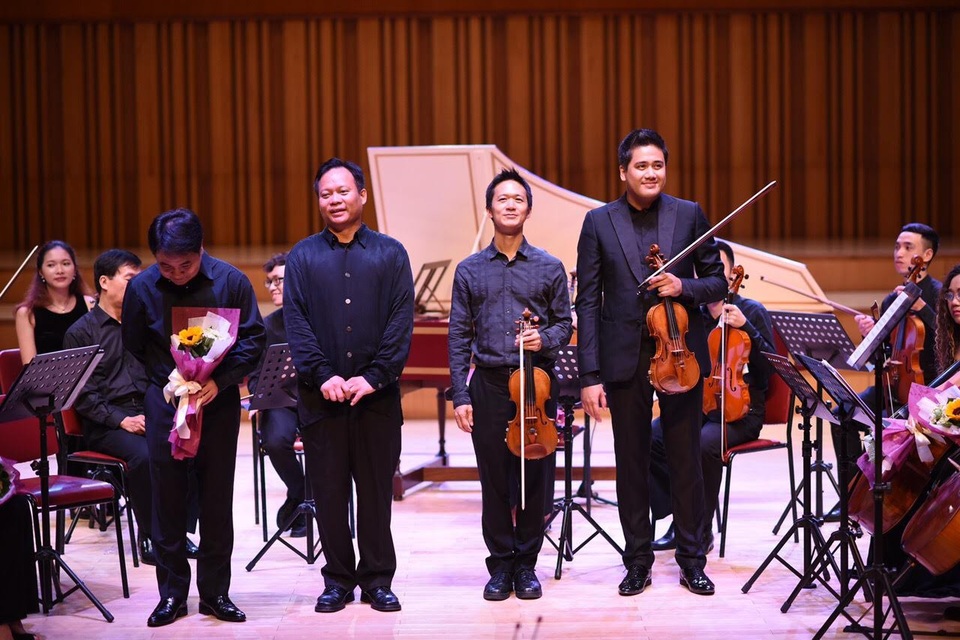 Nghệ sĩ violin nổi tiếng Stephanie đến Việt Nam biểu diễn - 3 Nghệ sĩ violin nổi tiếng Stephanie đến Việt Nam biểu diễn - 3