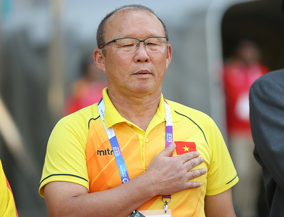 HLV Park Hang Seo: Vui buồn lẫn lộn sau 3 trận toàn thắng - 2
Việc mất Hùng Dũng khiến HLV Park Hang Seo có lý do lo lắng