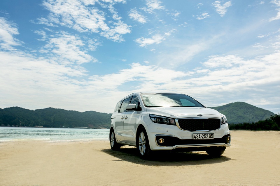 Thưởng ngoạn vịnh Chân Mây cùng Kia Sedona - 8 Thưởng ngoạn vịnh Chân Mây cùng Kia Sedona - 8