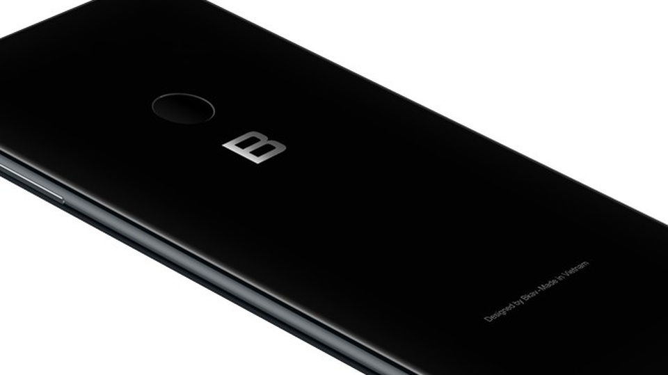 Bphone 3 "lộ diện" với viền tràn đáy, không tai thỏ - 5 Bphone 3 "lộ diện" với viền tràn đáy, không tai thỏ - 5