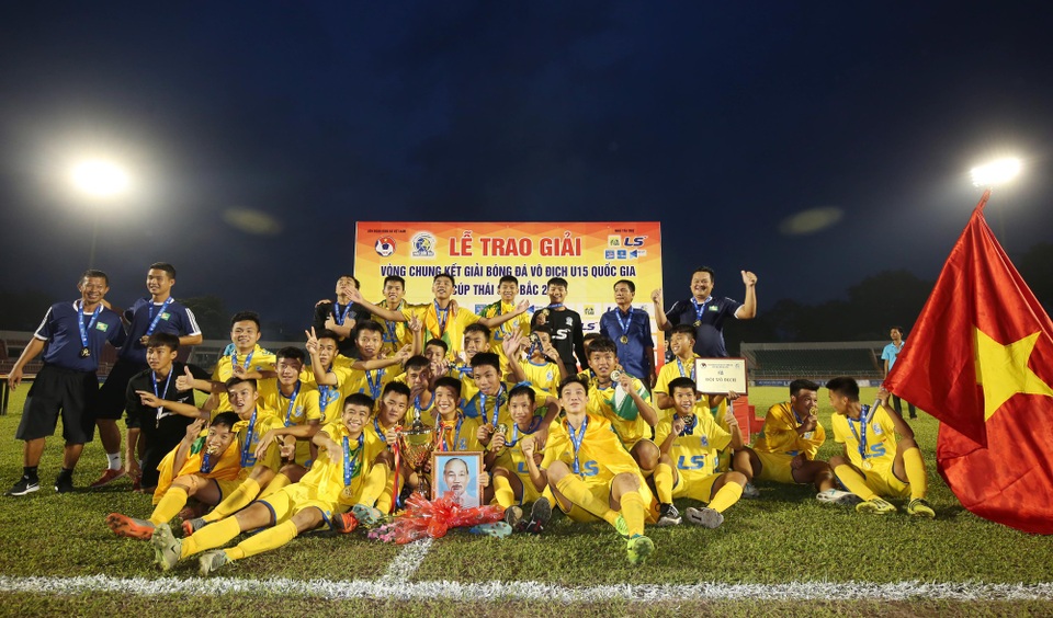 SL Nghệ An vô địch giải U15 quốc gia 2018 - 1 SL Nghệ An vô địch U15 quốc gia 2018