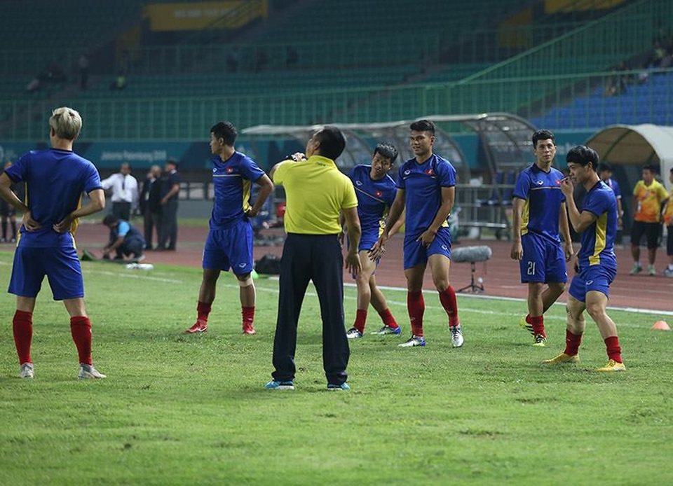 Olympic Việt Nam 1-0 Olympic Bahrain: Công Phượng lập công - 18 Olympic Việt Nam 1-0 Olympic Bahrain: Công Phượng lập công - 18
