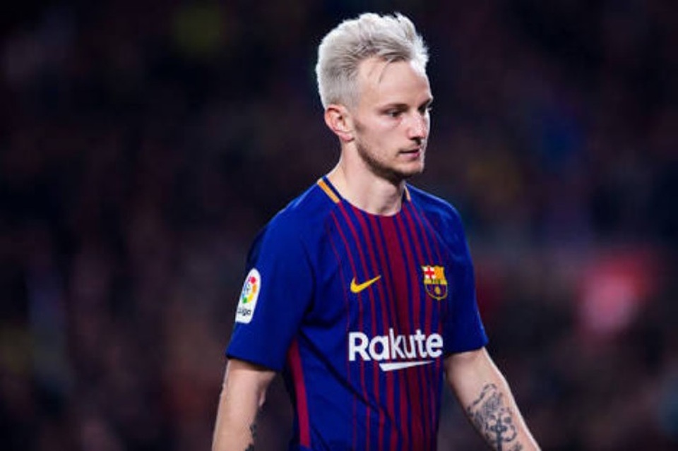 Nhật ký chuyển nhượng ngày 23/8: Real Madrid chờ “nổ bom tấn” - 3
Ivan Rakitic đòi tăng lương ở Barcelona